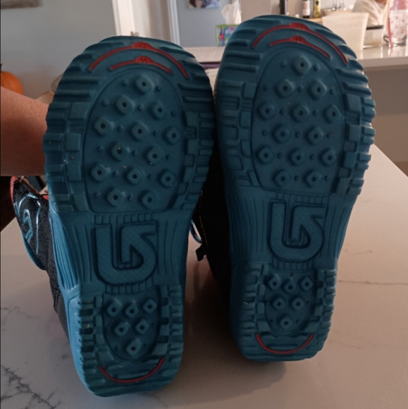 Burton grom BOA snowboard boots kids toddler 11c - Picture 3 of 3
